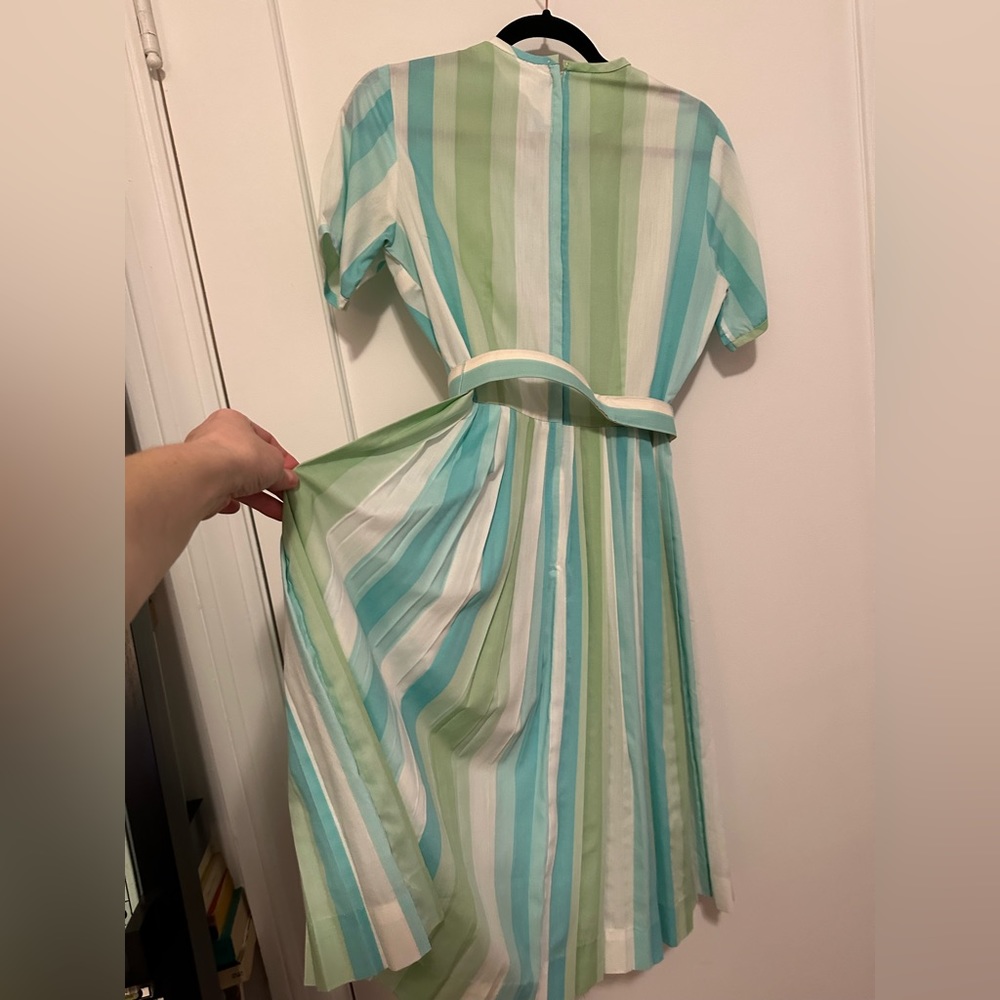 VINTAGE - 1940s striped dress with matching belt - Size S (4/6) - Picture 4 of 7